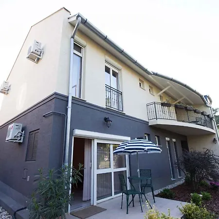 Apartment In Siofok/balaton 19735