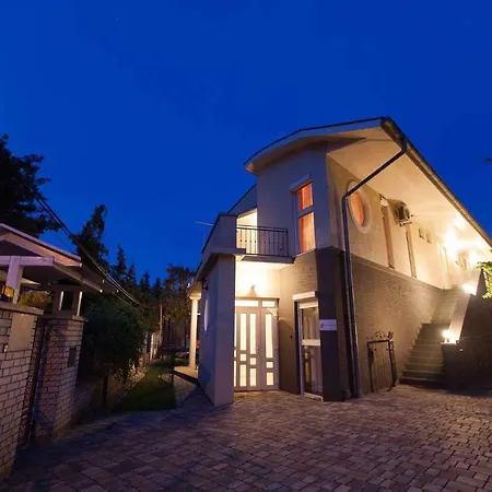 Apartment In Siofok/balaton 19735