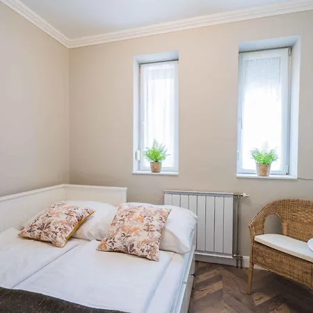Apartman In Siofok/balaton 19735